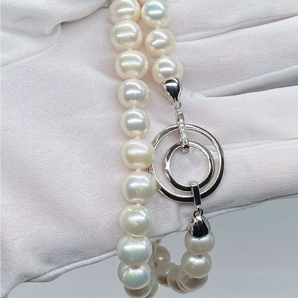 Majorica Pearl-Strand Necklace with Crystal Embellished Clasp - Picture 6 of 10